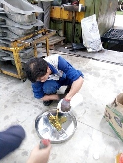 dầu định hình dập vuốt kim loại